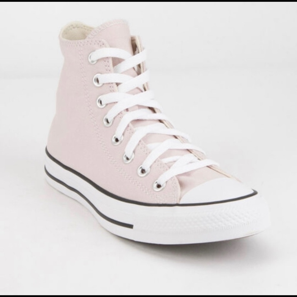 Brand New- Converse Hightop!
